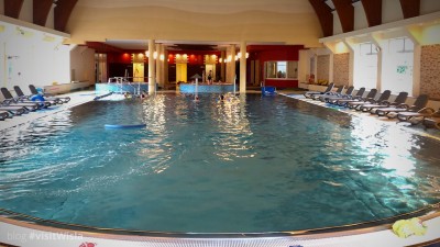 Duży basen w Hotelu Stok w Wiśle Jaworniku