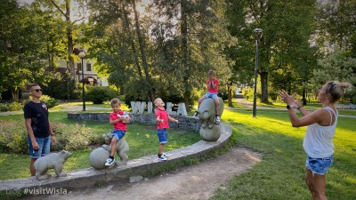 Misie z Wisły - to obowiązkowy punt do zdjęć z Wisły